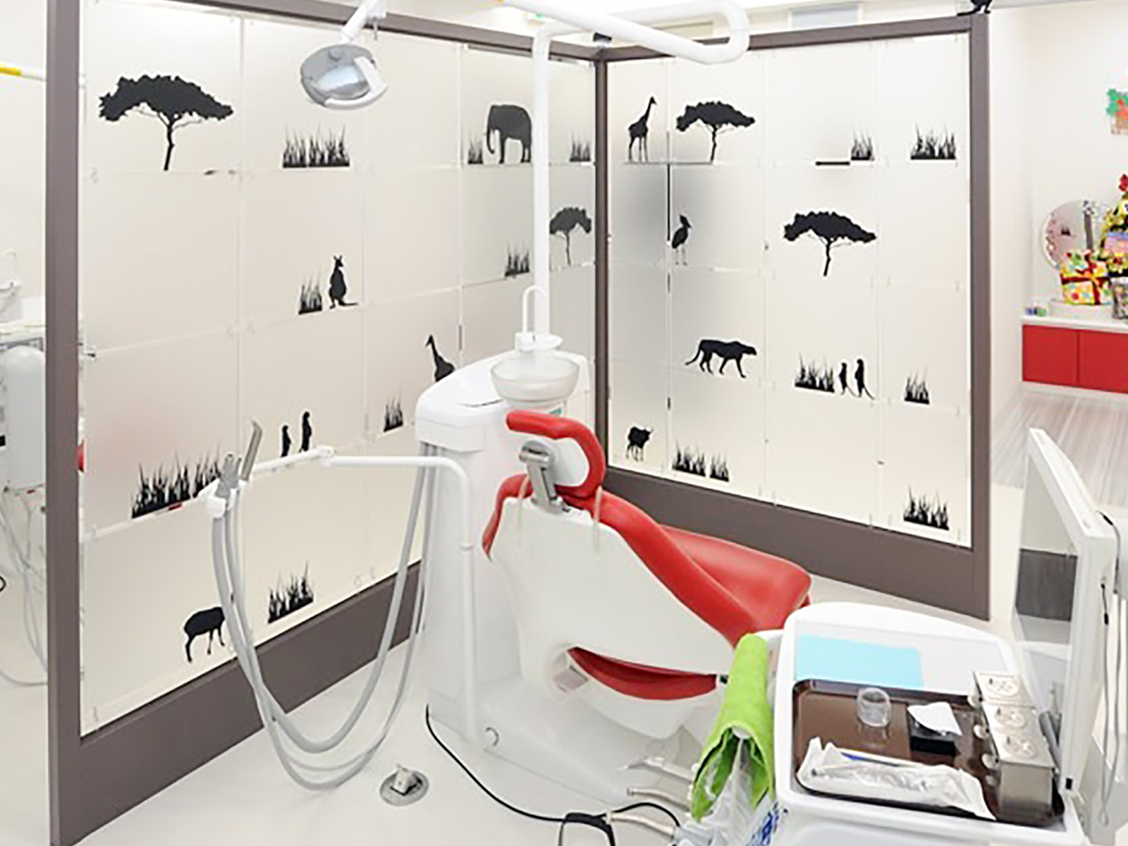 名古屋高田兄弟歯科 様