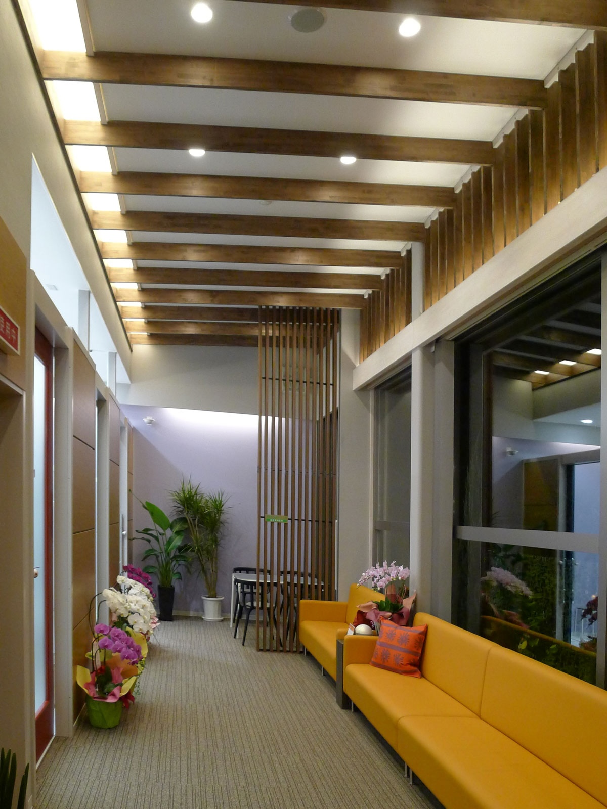 ティエヌデンタルクリニック 様