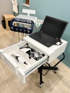 スマイルパークスキャナー医療ワゴン 様